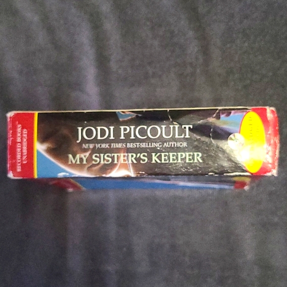 "MY SISTER'S KEEPER " by Jody Picoult - Recorded book (12 CDs) - Picture 3 of 4